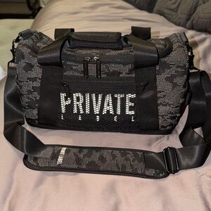 PRIVATE MINI REFLECTIVE BLACK CAMO GYM BAG